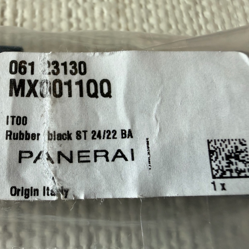 Panerai Black Rubber Strap Accessory MX0011QQ - BRAND NEW in Bag - Picture 3 of 16